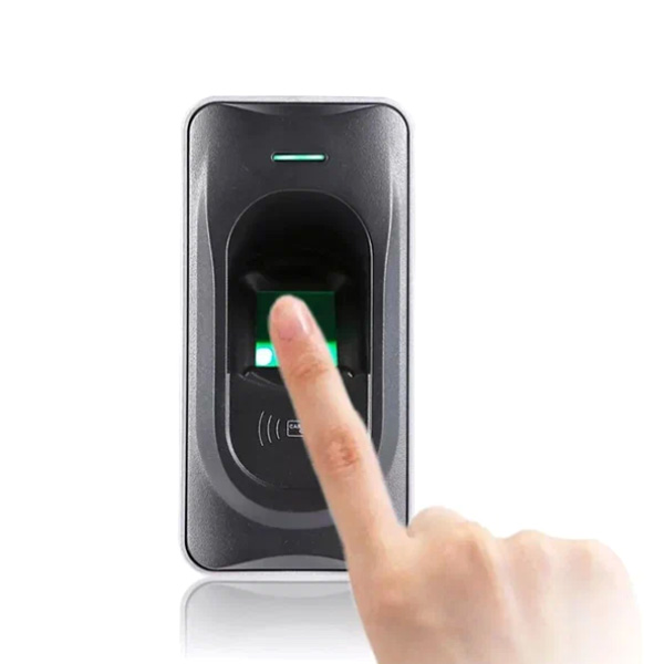 Биометрический считыватель во влагозащищенном корпусе ZKTeco FR1200 EM Биометрический считыватель во влагозащищенном корпусе ZKTeco FR1200 EM