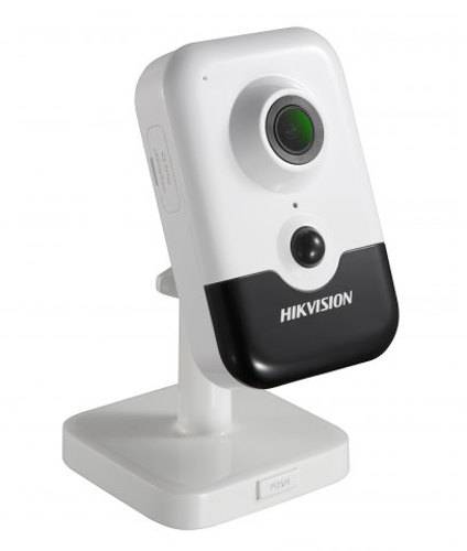 Компактная IP-видеокамера 2Мп HikVision DS-2CD2423G0-I (2.8 мм) с EXIR-подсветкой