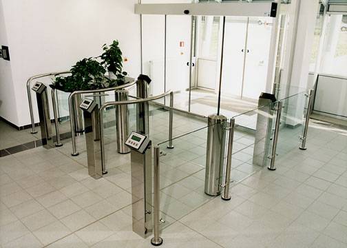 Роторный турникет Gunnebo GlasStile S (без стеклянной створки) Роторный турникет Gunnebo GlasStile S (без стеклянной створки)