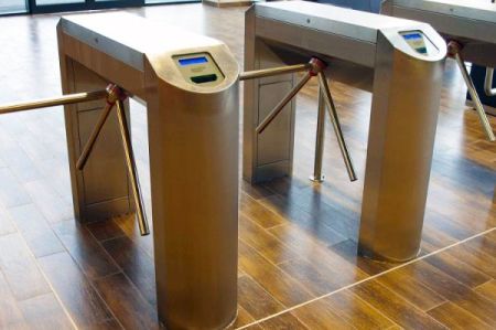 Трехштанговый тумбовый турникет-трипод Gotschlich Modul Tonda 3-Arm (6MTO3AEC) Трехштанговый тумбовый турникет-трипод Gotschlich Modul Tonda 3-Arm (6MTO3AEC)