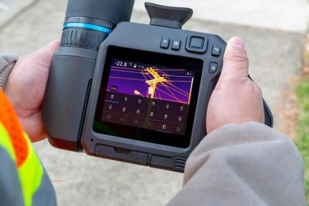 Тепловизор Flir T840 (10мм) Тепловизор Flir T840 (10мм)