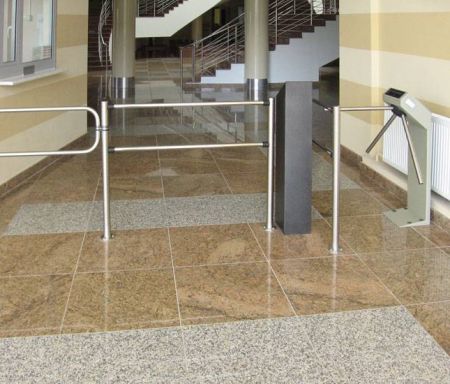 Турникет-трипод PERCo-TTR-04СW уличный из окрашенной стали (с планками) Турникет-трипод PERCo-TTR-04СW уличный из окрашенной стали (с планками)