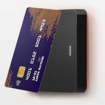 Считыватель Sigur MR1 BLE c идентификацией по смартфону Считыватель Sigur MR1 BLE c идентификацией по смартфону