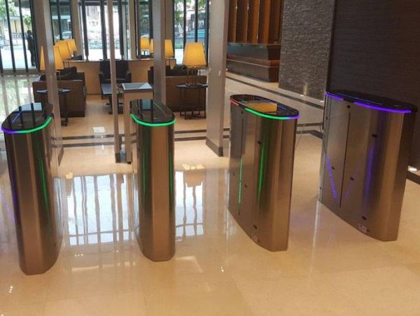 Центральный модуль раздвижного турникета Came Sliding Gate GL, 550 мм (SGL02C) Центральный модуль раздвижного турникета Came Sliding Gate GL, 550 мм (SGL02C)