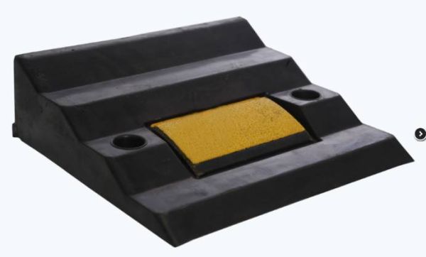 Съезд с бордюра резиновый СР-90