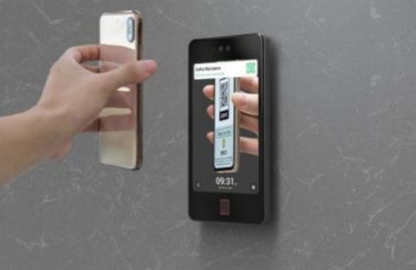 Биометрический терминал распознавания лиц Uface 8 Pro, настенный Биометрический терминал распознавания лиц Uface 8 Pro, настенный