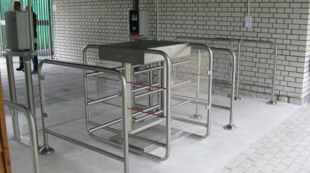 Двухпроходный роторный двухлопастной полуростовой турникет Gotschlich Vario 1100 D-180 (6VAR11D2A) Двухпроходный роторный двухлопастной полуростовой турникет Gotschlich Vario 1100 D-180 (6VAR11D2A)