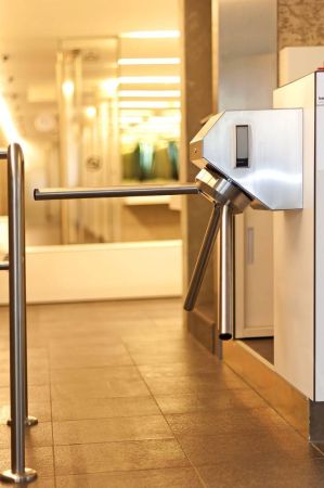 Турникет-трипод навесной Cominfo BAR EK-Wall Турникет-трипод навесной Cominfo BAR EK-Wall