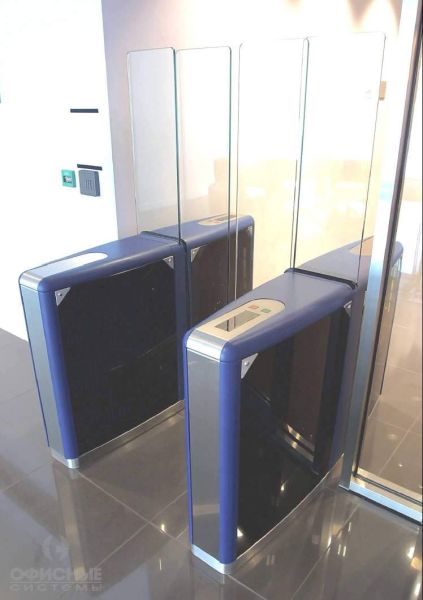 Центральный модуль проходной Gunnebo SpeedStile FP EV 1200 (SSFRNCCE120NL) Центральный модуль проходной Gunnebo SpeedStile FP EV 1200 (SSFRNCCE120NL)