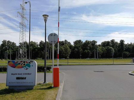 Шлагбаум автоматический Фантом Гранд-Арктик GA6000 с круглой стрелой 6 метров Шлагбаум автоматический Фантом Гранд-Арктик GA6000 с круглой стрелой 6 метров