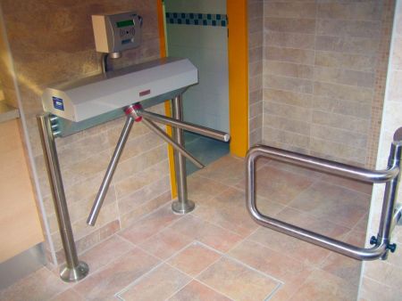 Трехштанговый турникет-трипод Gotschlich Dolomit 3-Arm (6DOL3AEB) Трехштанговый турникет-трипод Gotschlich Dolomit 3-Arm (6DOL3AEB)