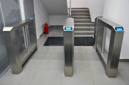 Центральный модуль распашного турникета Gotschlich Axioma DF 1025H (650/900 мм) (6AXI2DC-SB) Центральный модуль распашного турникета Gotschlich Axioma DF 1025H (650/900 мм) (6AXI2DC-SB)