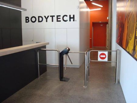 Турникет-трипод PERCo-TTR-04.1E из окрашенной стали, черный с блестками (с планками Антипаника) Турникет-трипод PERCo-TTR-04.1E из окрашенной стали, черный с блестками (с планками Антипаника)