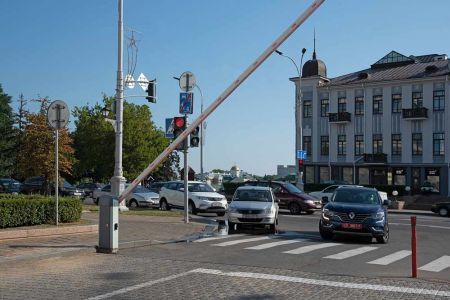 Шлагбаум автоматический AN-Motors ASB6000, стрела 4,3 метра Шлагбаум автоматический AN-Motors ASB6000, стрела 4,3 метра