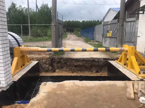 Противотаранный электромеханический шлагбаум Тор ПТШ 3С Противотаранный электромеханический шлагбаум Тор ПТШ 3С