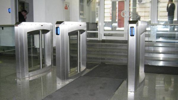 Центральный модуль распашного турникета Gotschlich Selection DF (550мм, высота 1250мм) (6SEL2DC12D)