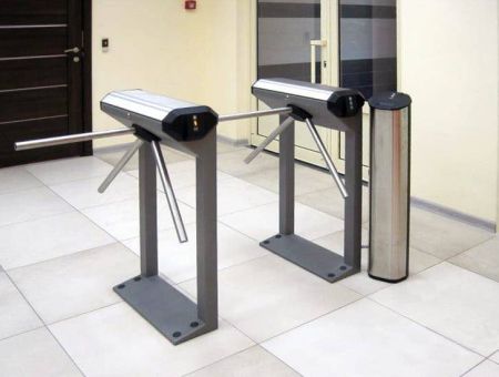 Электронная проходная PERCo-KT02.9 с активированным ПО PERCo-SP13 с планками Антипаника Электронная проходная PERCo-KT02.9 с активированным ПО PERCo-SP13 с планками Антипаника