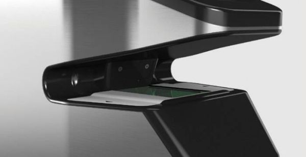 Биометрический считыватель MorphoWave Tower, серебристый Биометрический считыватель MorphoWave Tower, серебристый