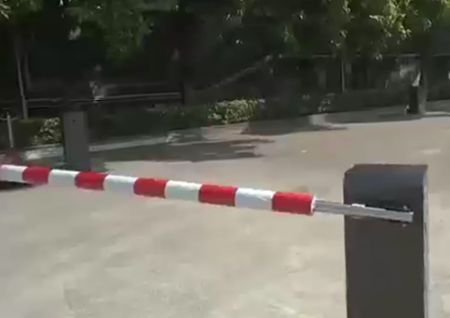 Шлагбаум автоматический Hikvision DS-TMG420 (4 м) с прямой круглой стрелой Шлагбаум автоматический Hikvision DS-TMG420 (4 м) с прямой круглой стрелой